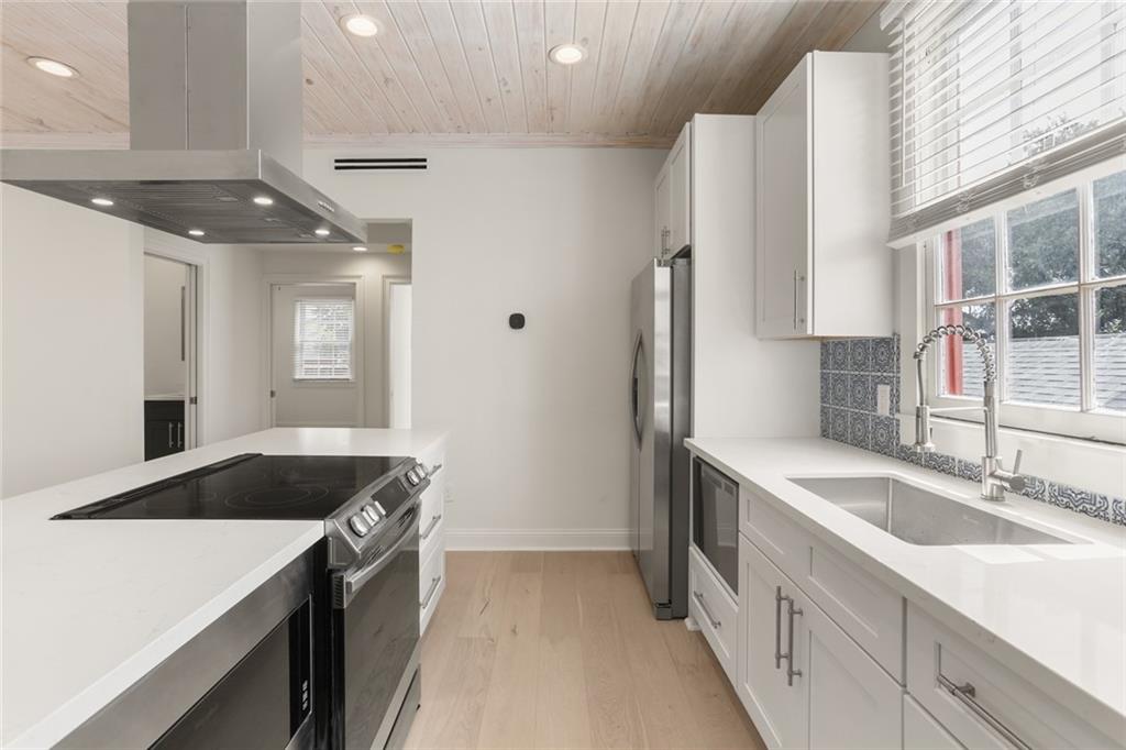 5529 MAGAZINE Street B