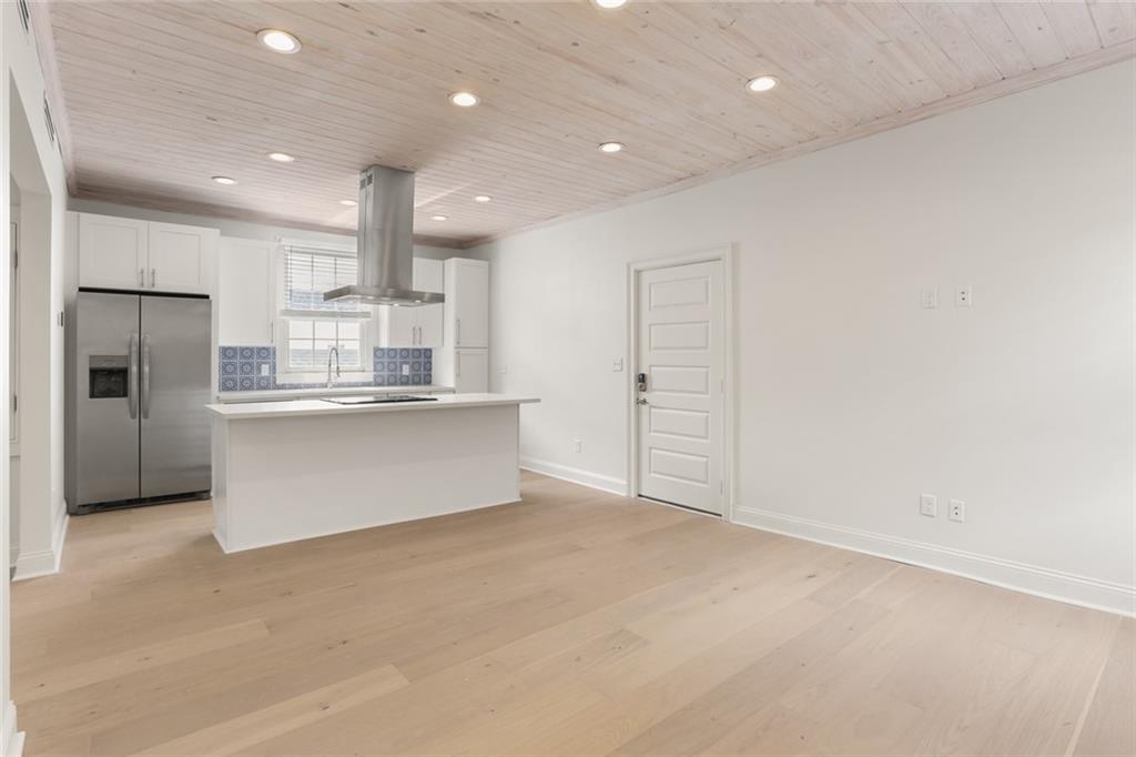 5529 MAGAZINE Street B