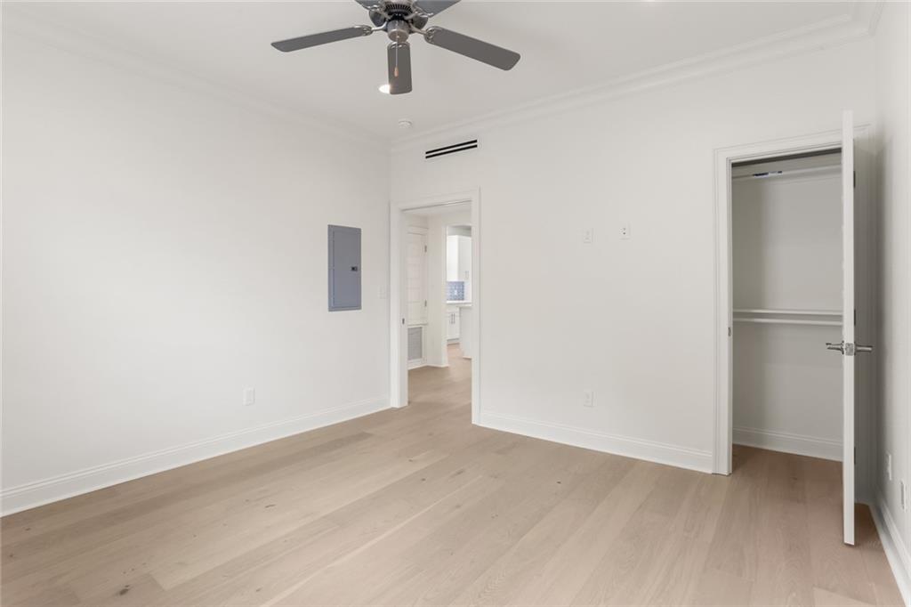 5529 MAGAZINE Street B