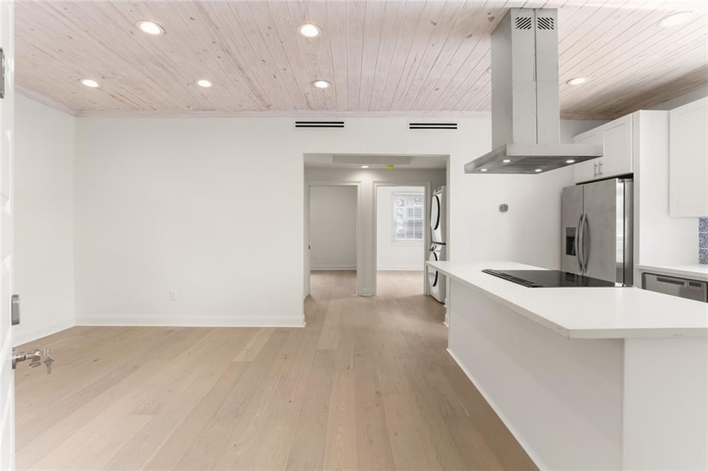 5529 MAGAZINE Street B