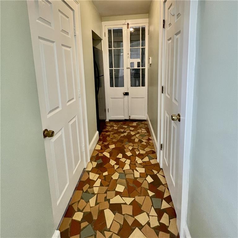 1817 DAUPHINE Street