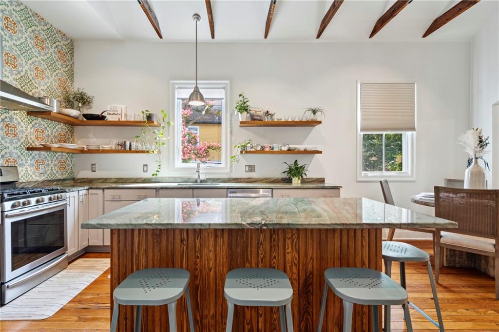 200 N NORMAN C FRANCIS Parkway