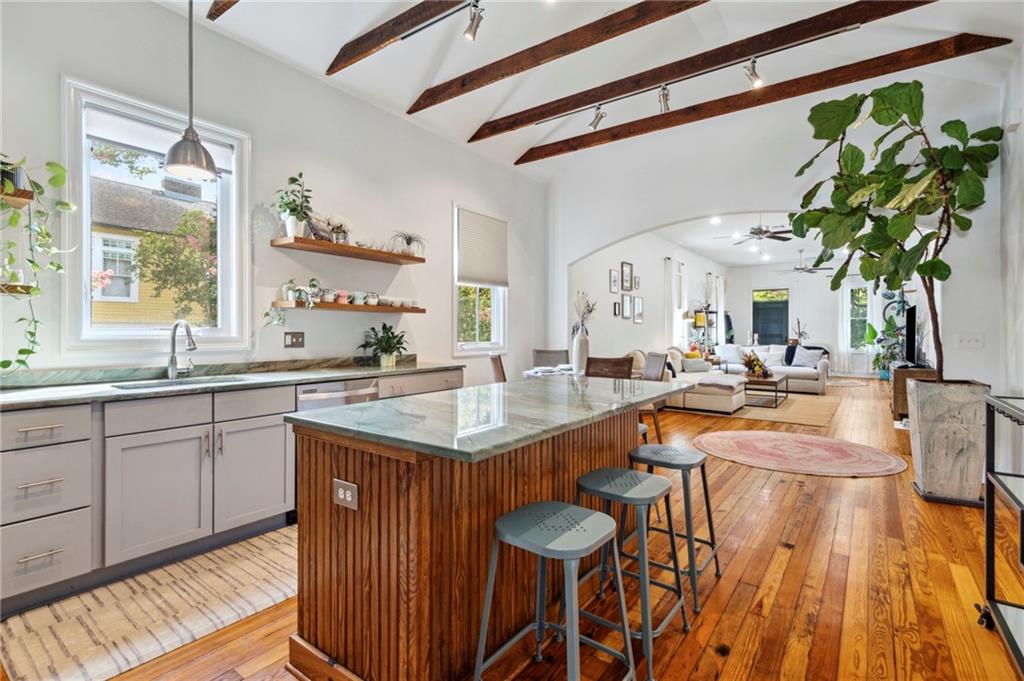 200 N NORMAN C FRANCIS Parkway