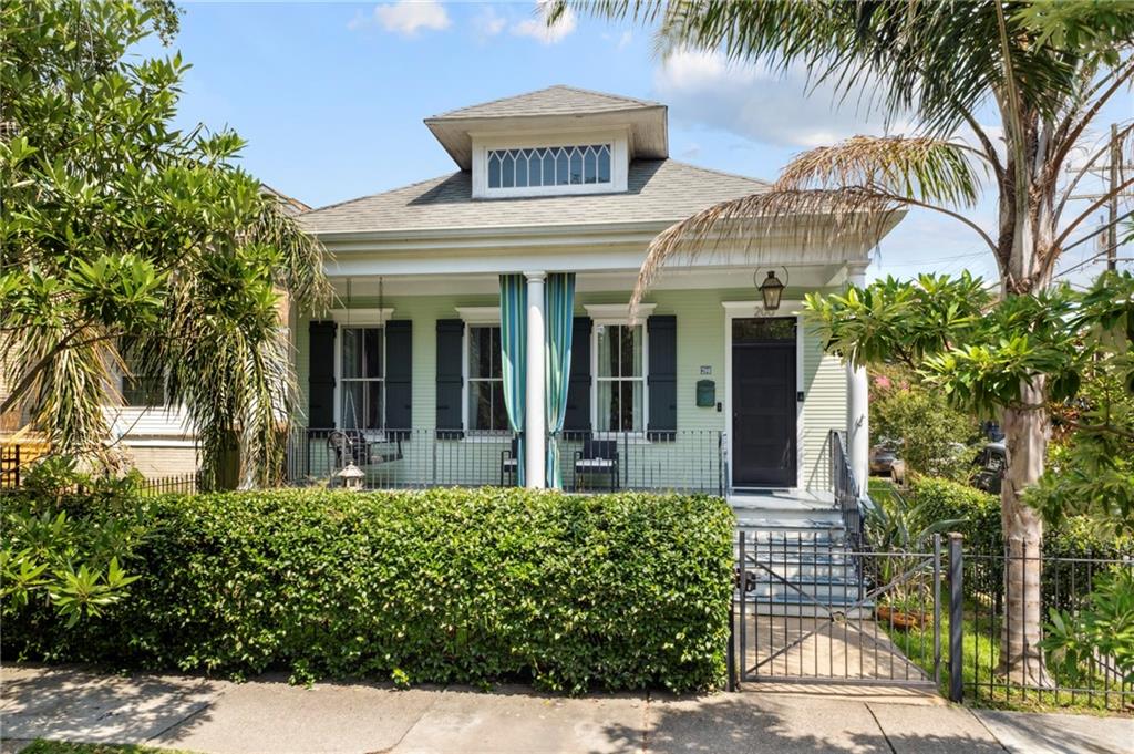 200 N NORMAN C FRANCIS Parkway