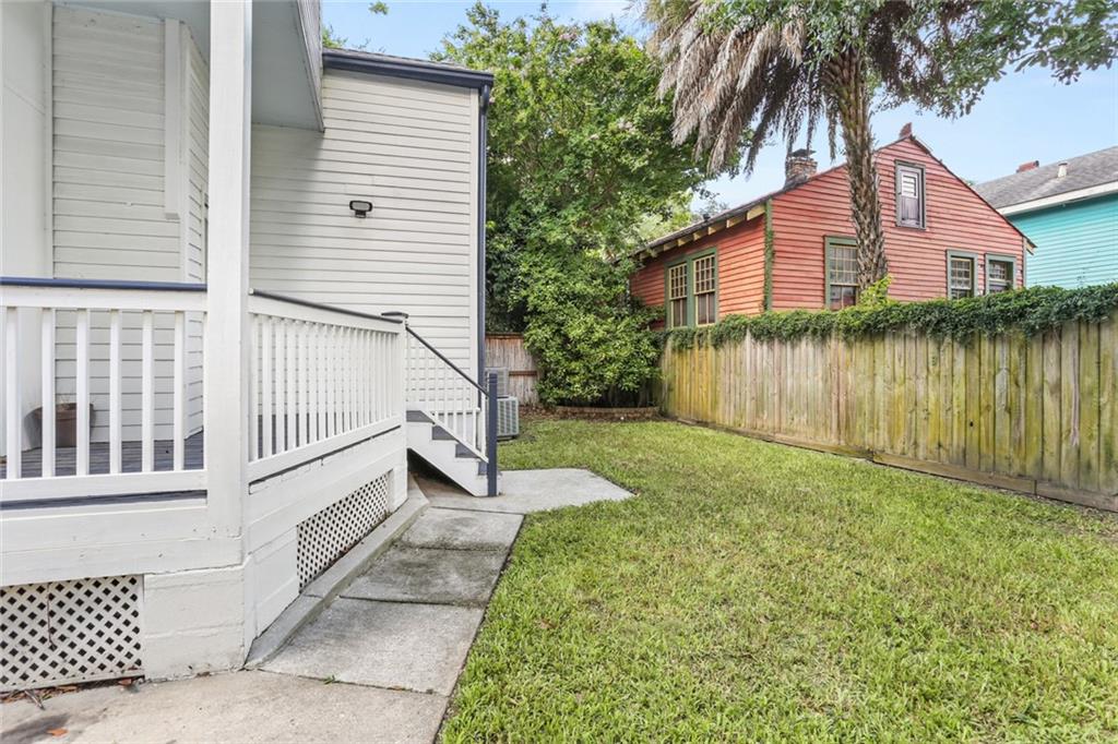 1659 DUFOSSAT Street