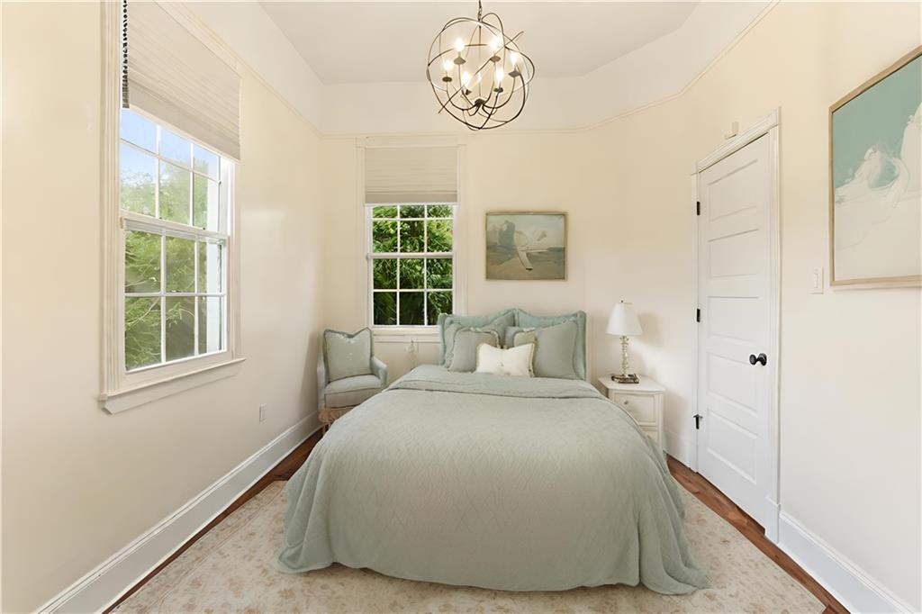 1659 DUFOSSAT Street