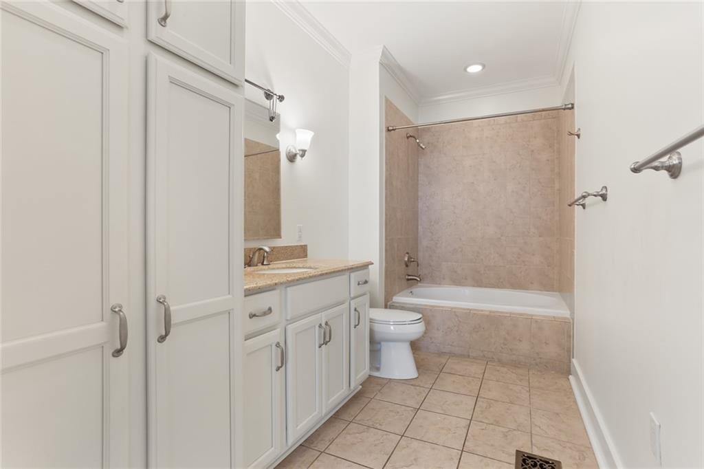 1659 DUFOSSAT Street