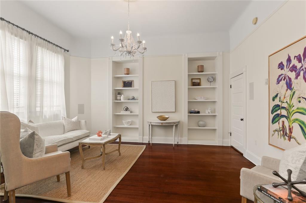 1659 DUFOSSAT Street