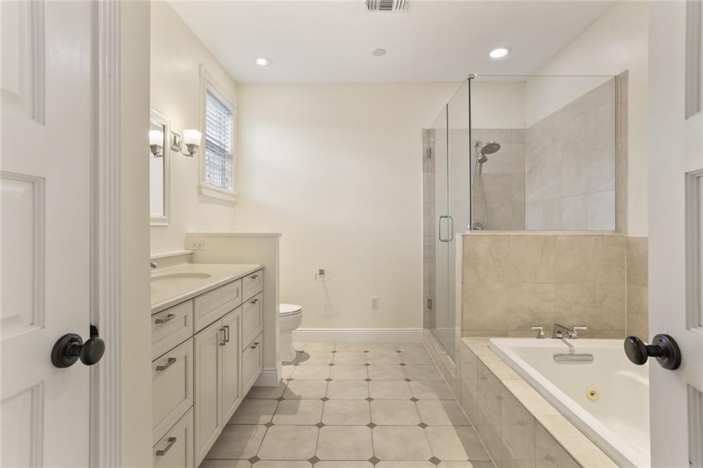 1659 DUFOSSAT Street