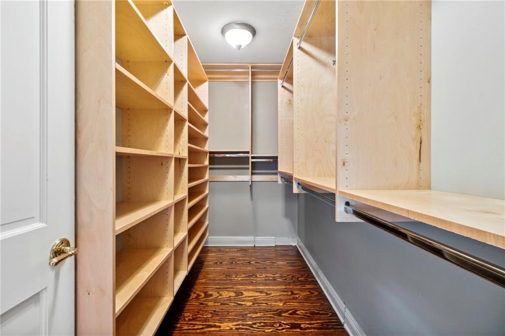 2313 BURDETTE Street