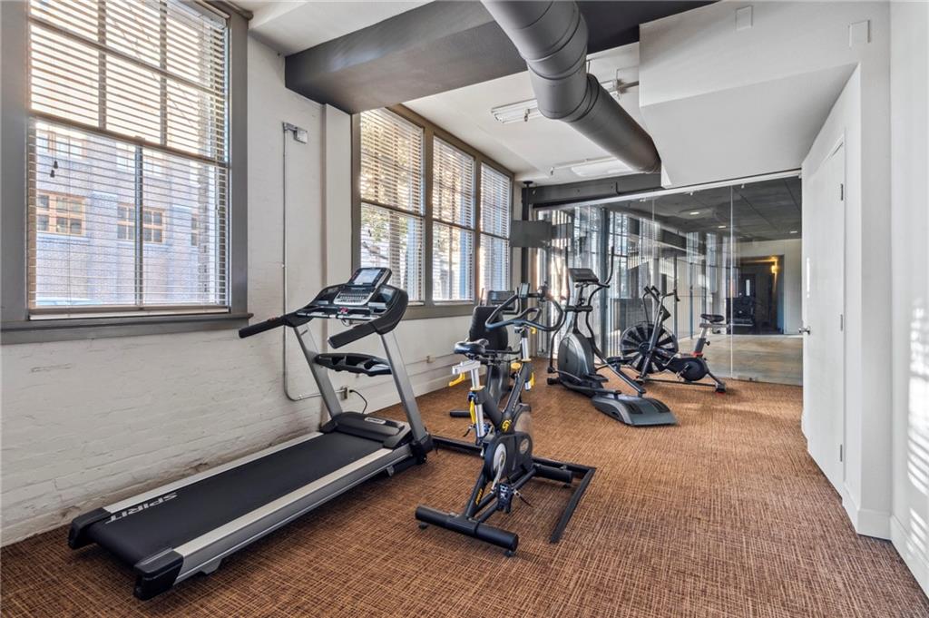 1111 S PETERS Street 415