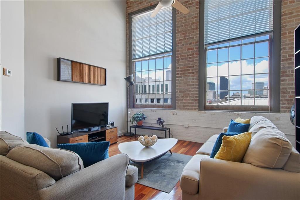 920 POEYFARRE Street 430