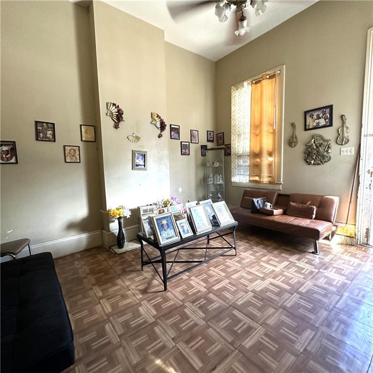 1432-1434 URSULINES Avenue