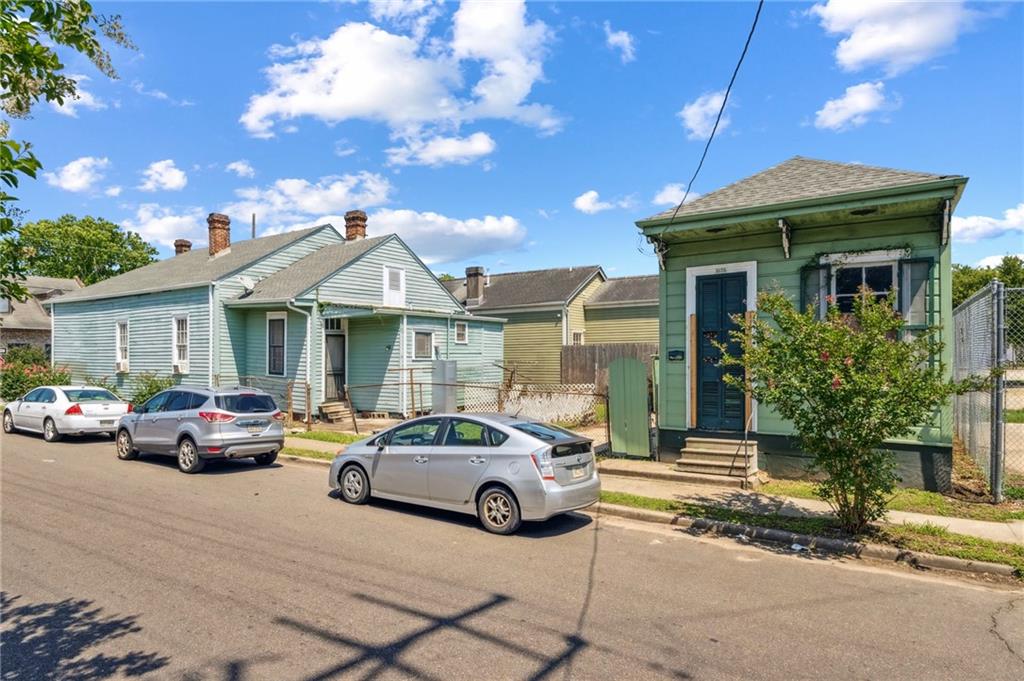 1432-1434 URSULINES Avenue