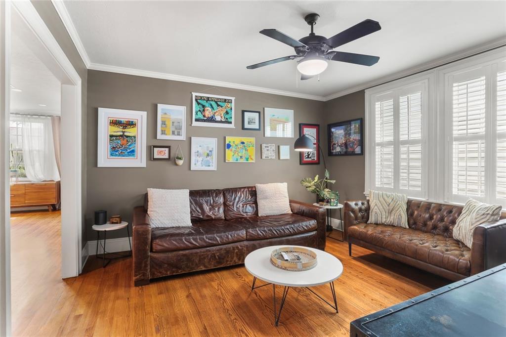 6035 LOUIS XIV Street