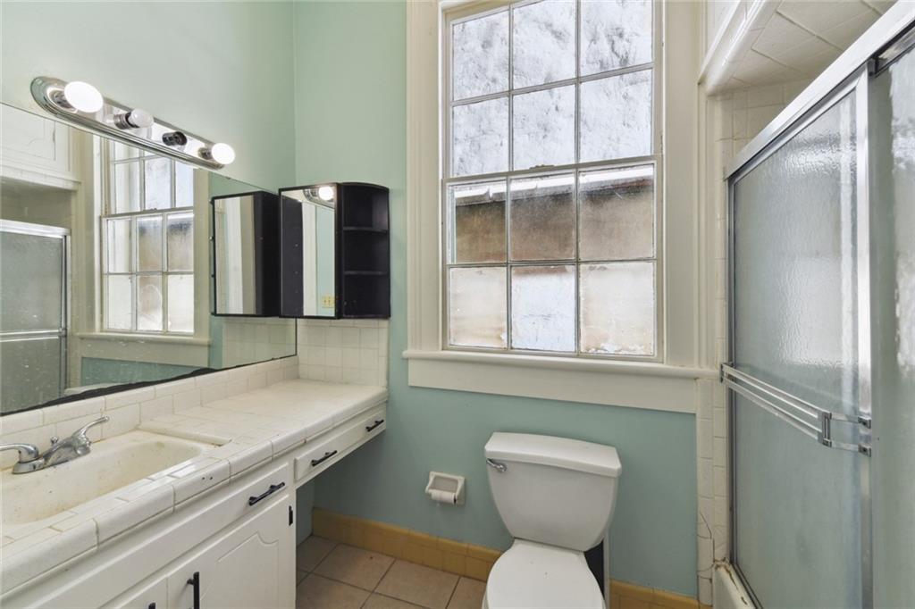 1015 ST. ANN Street 1