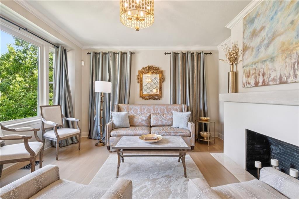 6228 CANAL Boulevard