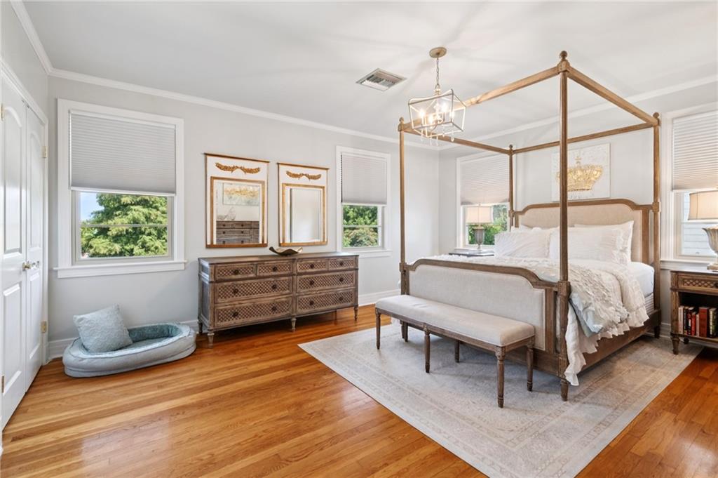 6228 CANAL Boulevard