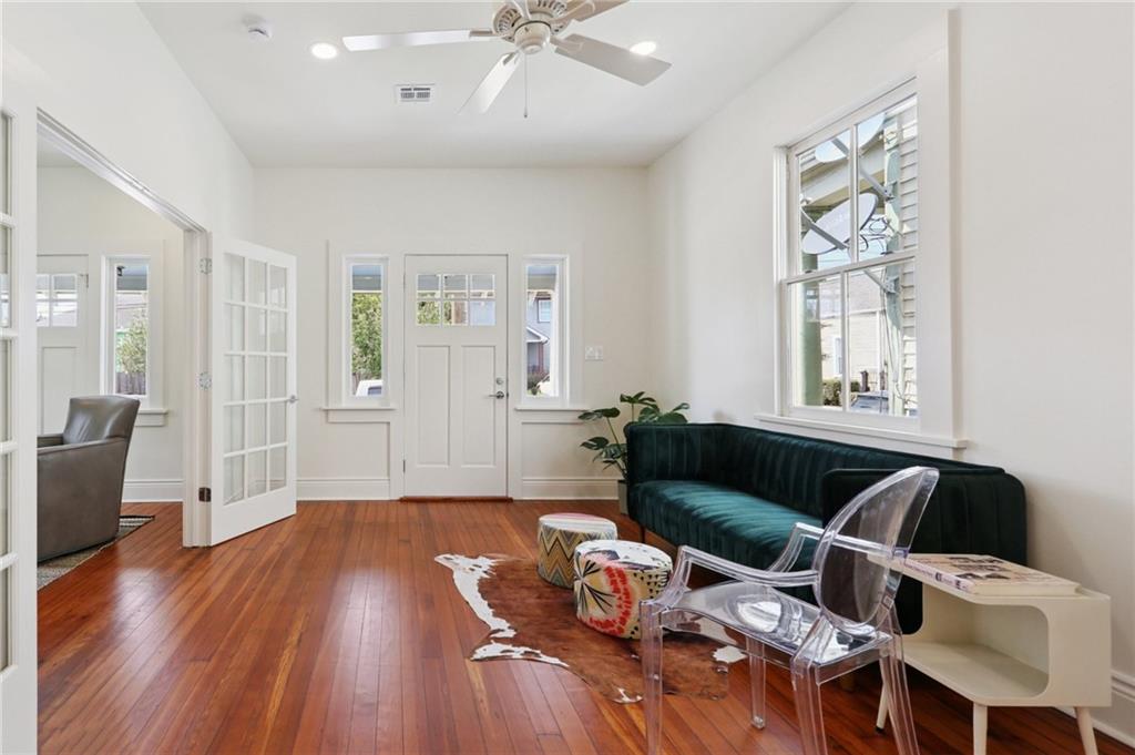 1715 BURDETTE Street