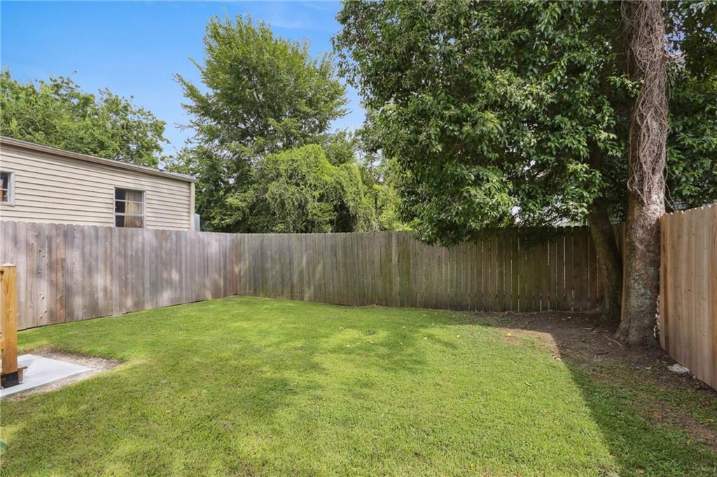 1715 BURDETTE Street