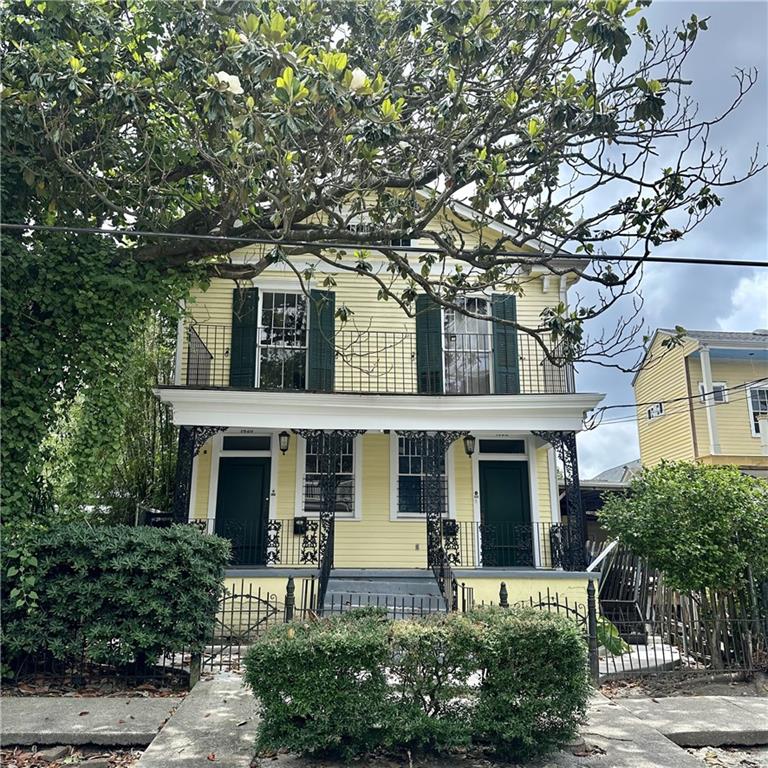 1622 FIRST Street