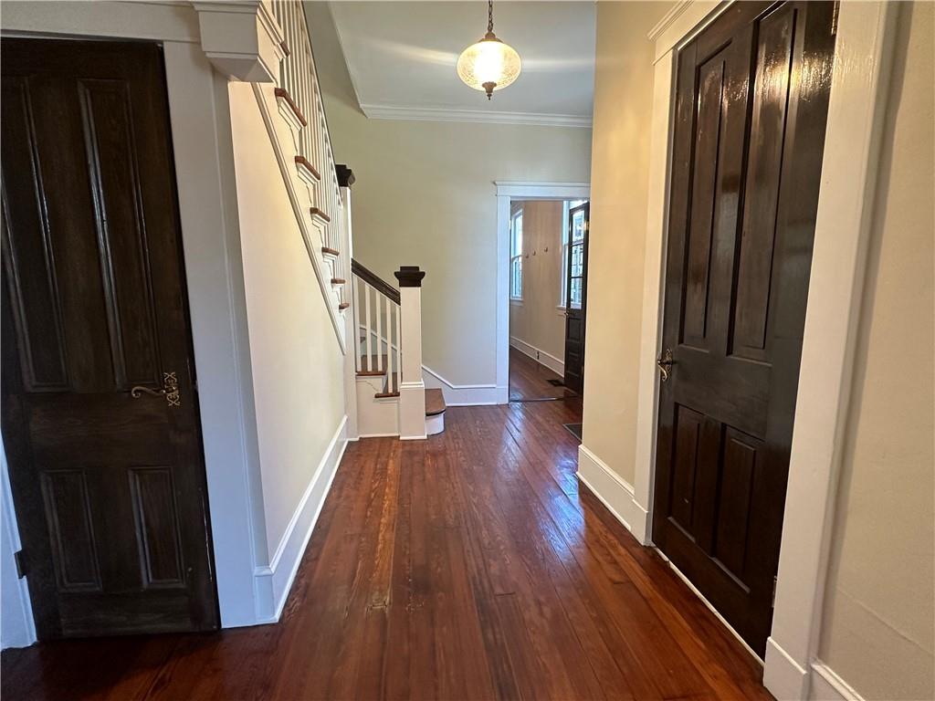 1622 FIRST Street