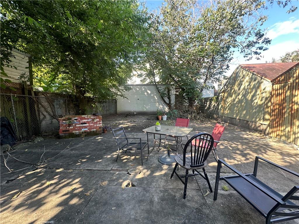 1622 FIRST Street