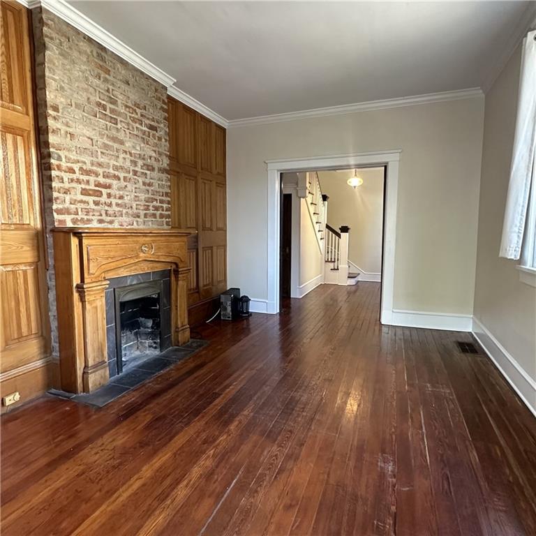 1622 FIRST Street
