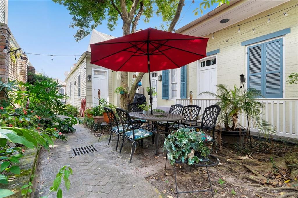 926 SAINT LOUIS Street 4