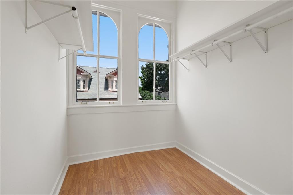 926 SAINT LOUIS Street 4