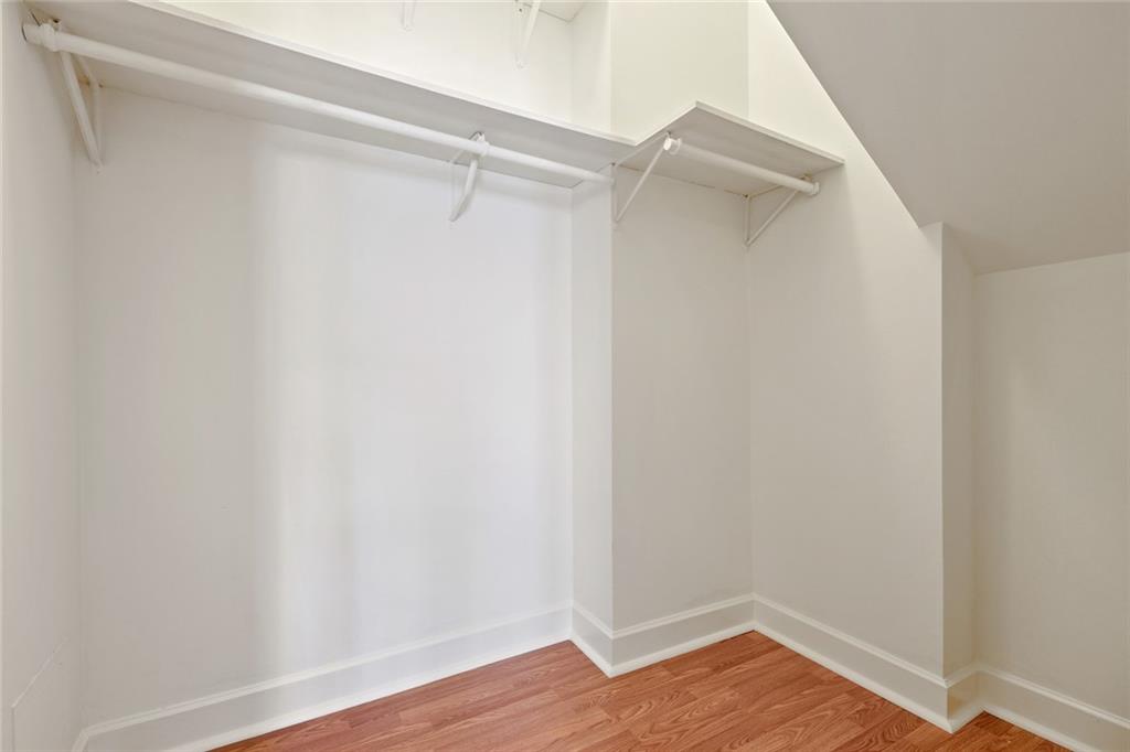 926 SAINT LOUIS Street 4