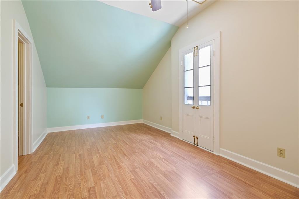 926 SAINT LOUIS Street 4