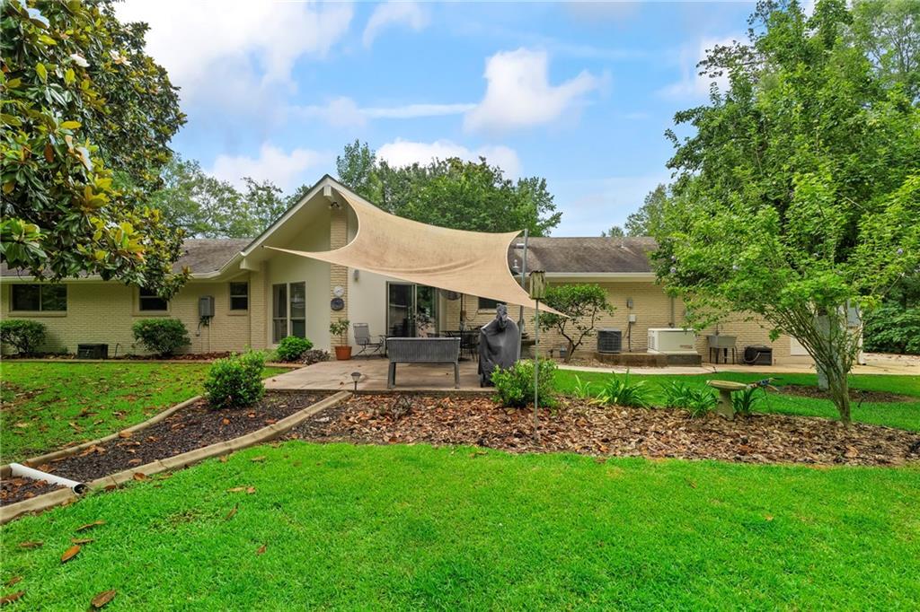 6 HOLLY Lane