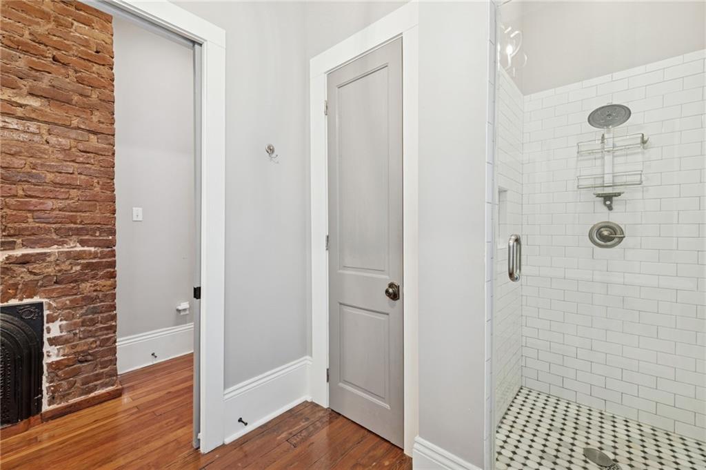 1227 ANNUNCIATION Street