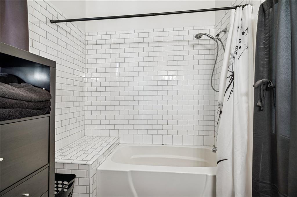 1357 CONSTANCE Street