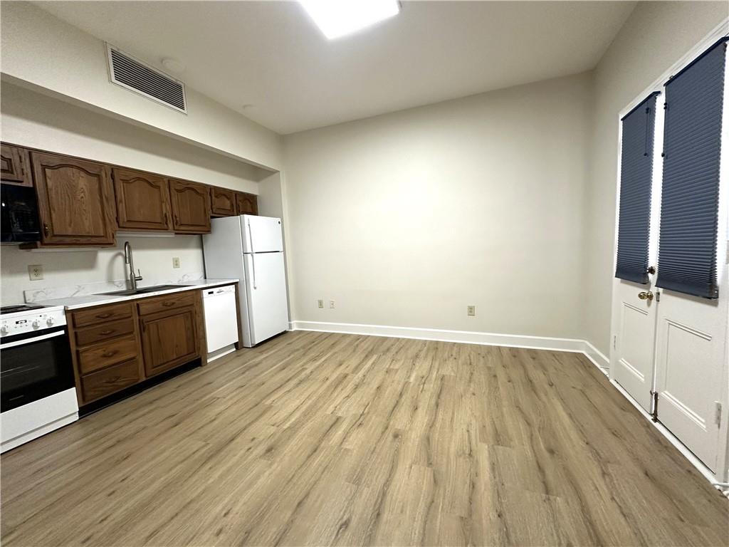 922 SAINT LOUIS Street 4