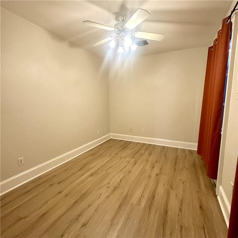 522 DAUPHINE Street Rear