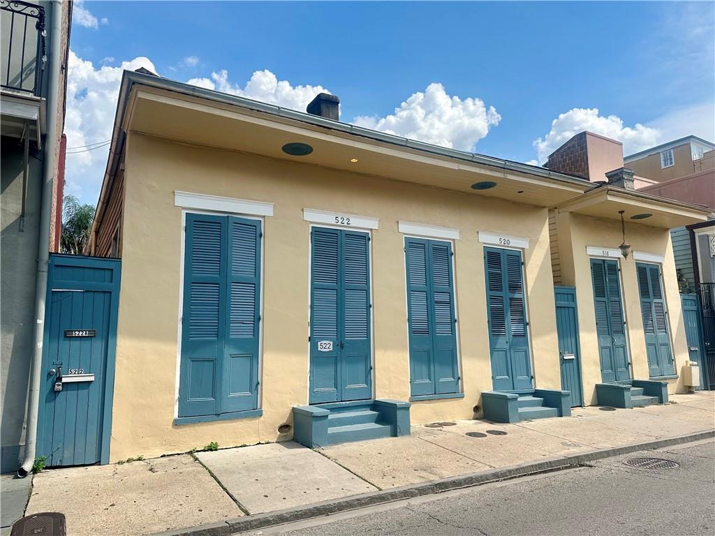 522 DAUPHINE Street Rear