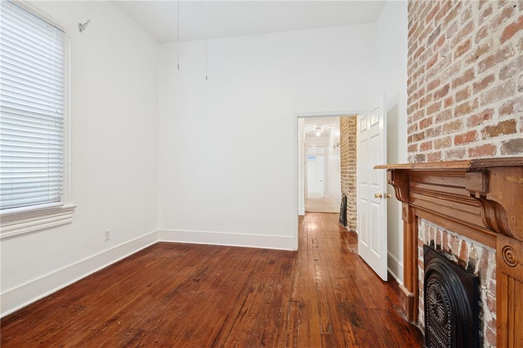 1824-26 BURDETTE Street