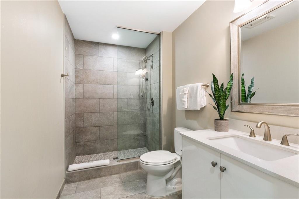 1111 TULANE Avenue 604