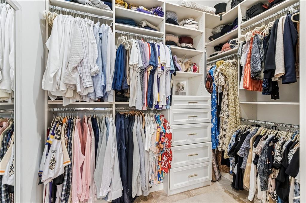 1212 AUSTERLITZ Street