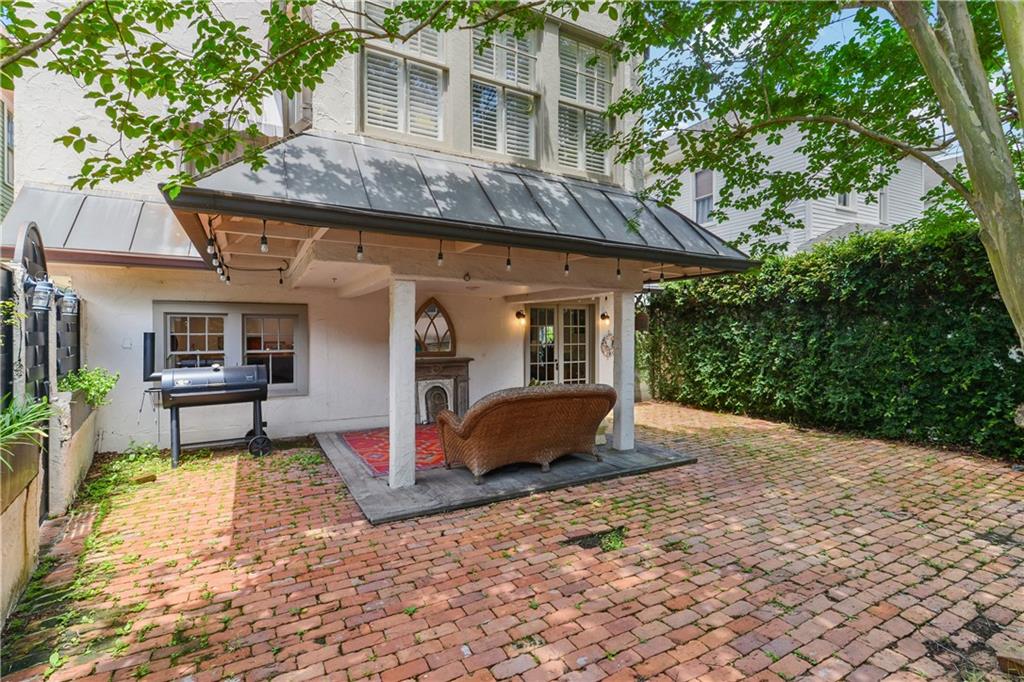 918 SOLOMON Place