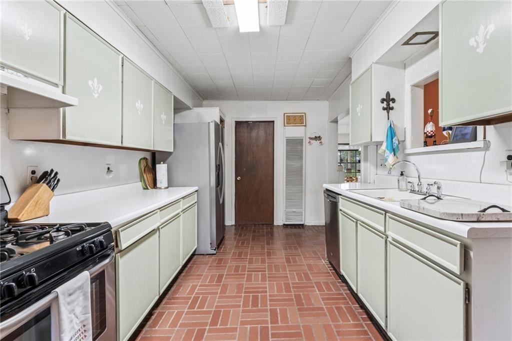 3124 42ND Street
