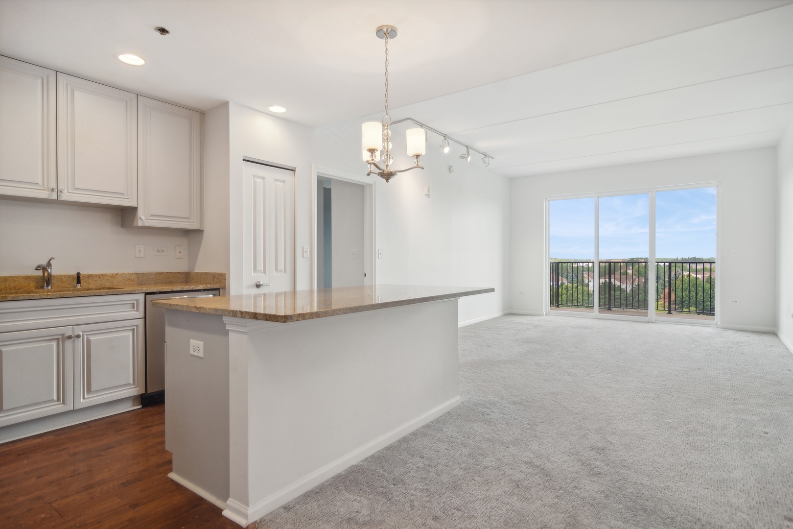 1199 E Port Clinton Road Unit: 607