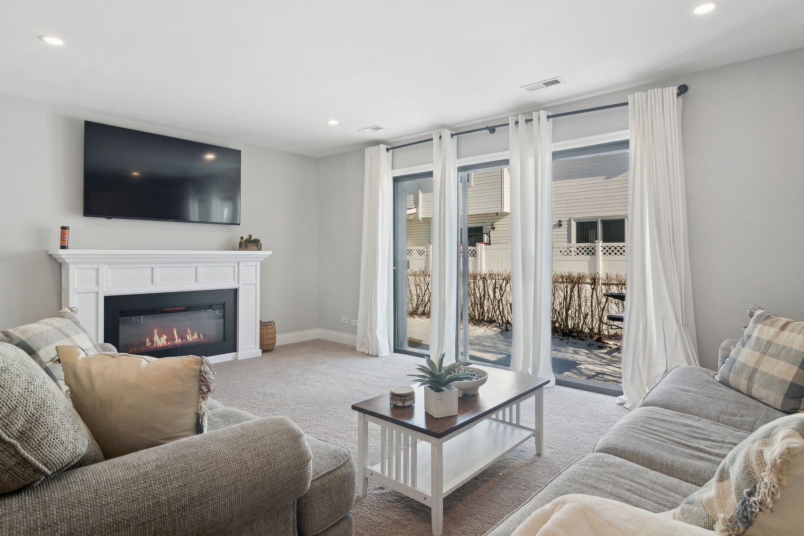 1087 Foxboro Lane