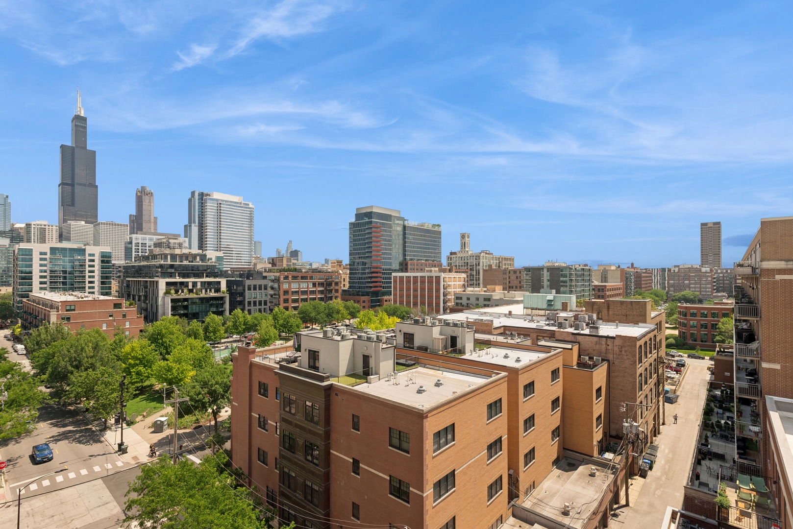 950 W MONROE Street Unit: 808