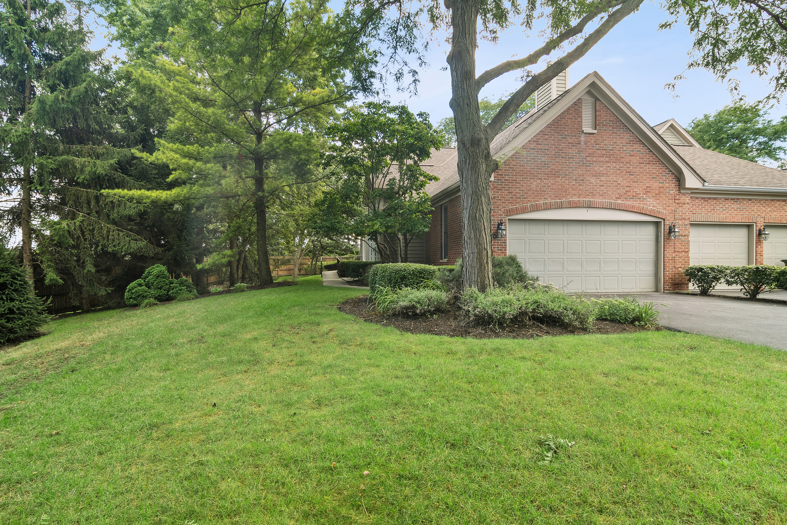 2040 Trent Court Unit: 2040