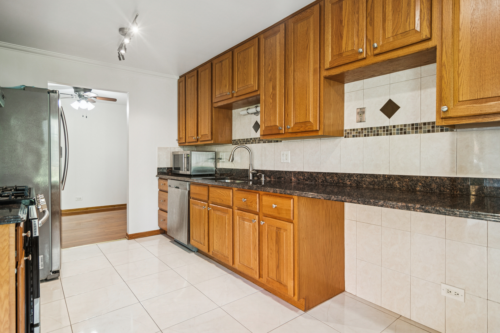 1316 E Evergreen Drive Unit: 8