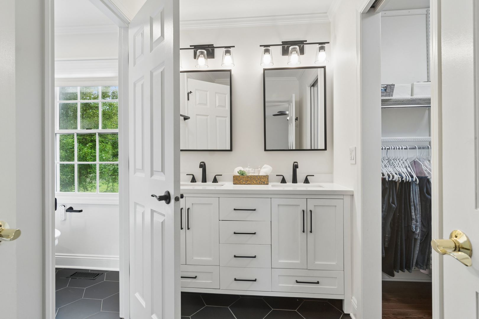 2603 Deerfield Lane