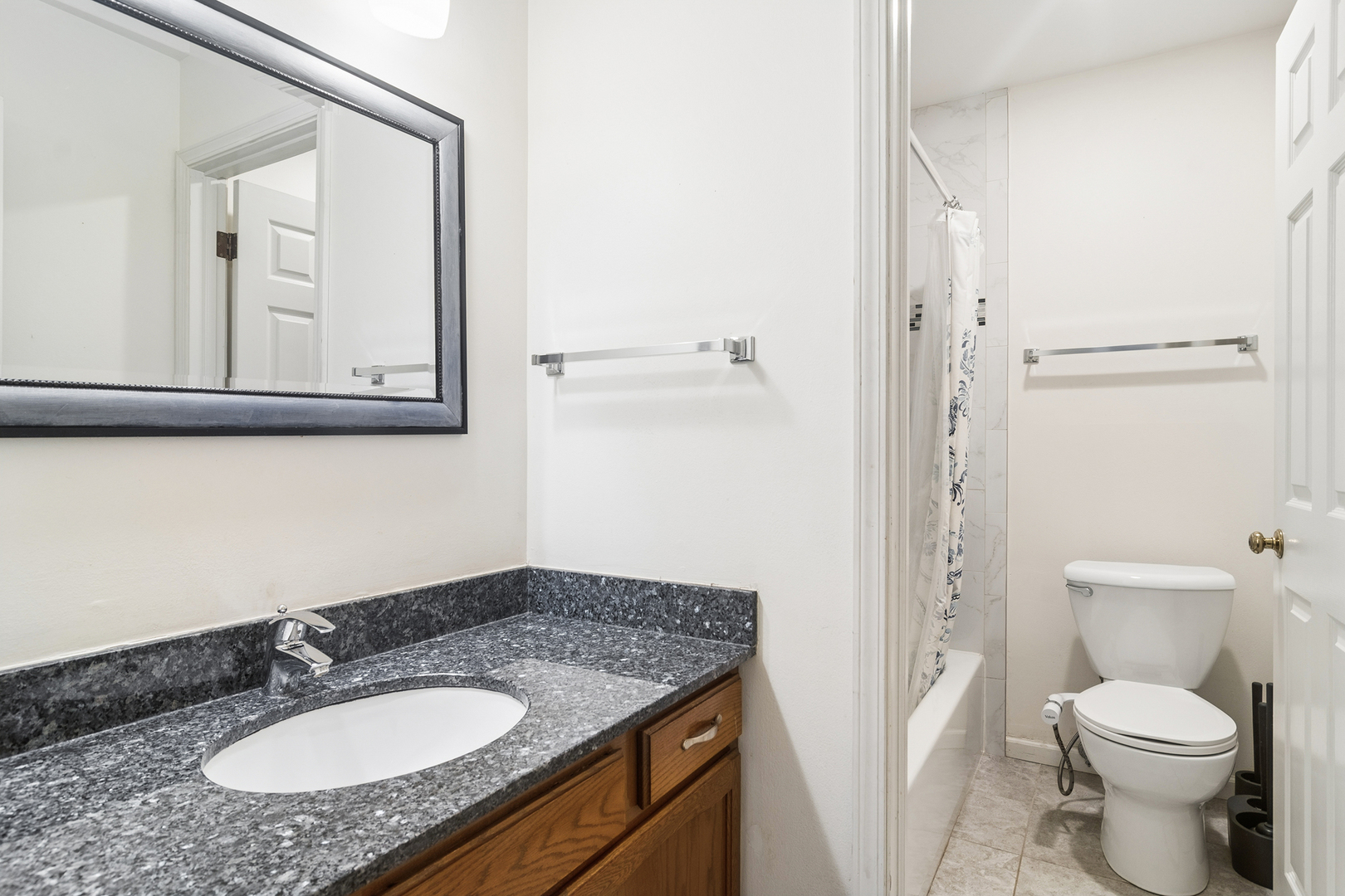 1411 Wentworth Court Unit: 1411